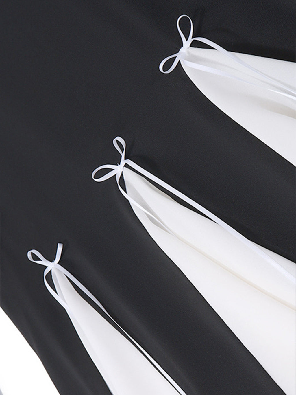 18d20fb5db694fbda33bd1d272598477-Max