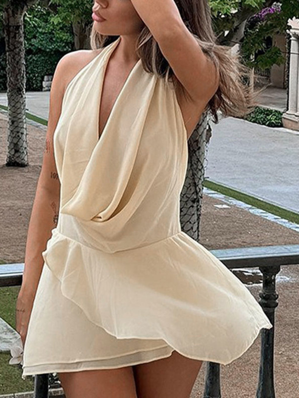 4025f8a91d8042e1acd2f02dbfa8f4b8-Max